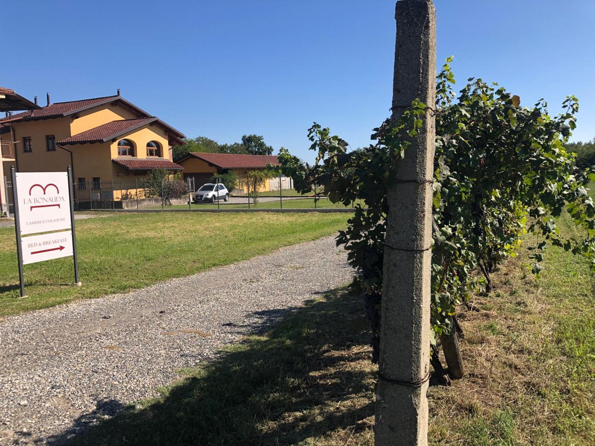 La Bonauda Guest house *